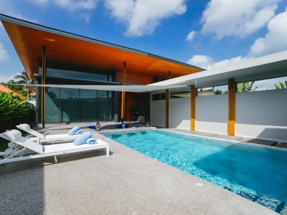 SPD097 Naiharn Villa 1