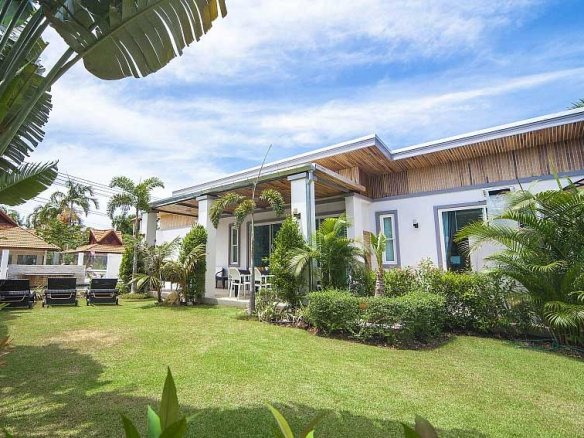 SPR101 2 Bedroom Pool Villa Kamala 12