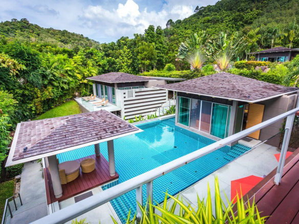 5 Bedroom Villa Layan for Rent