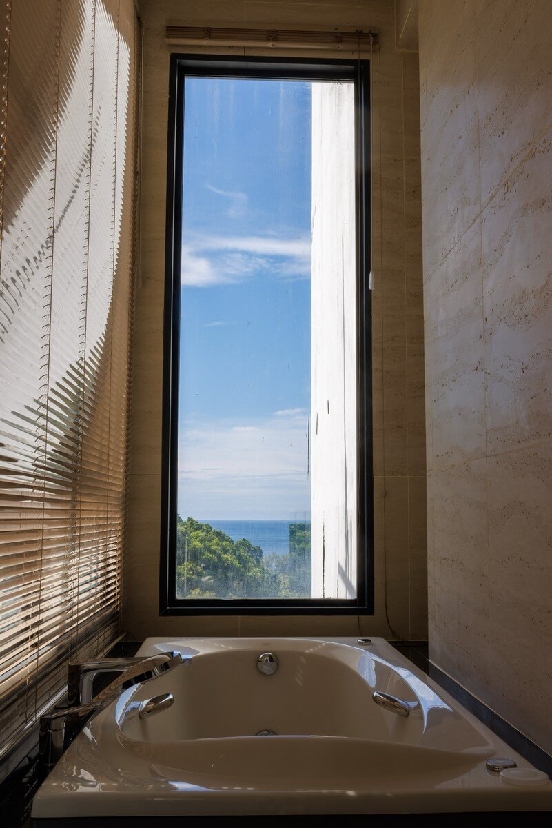 The Exclusive Sky – SPD262 (24)