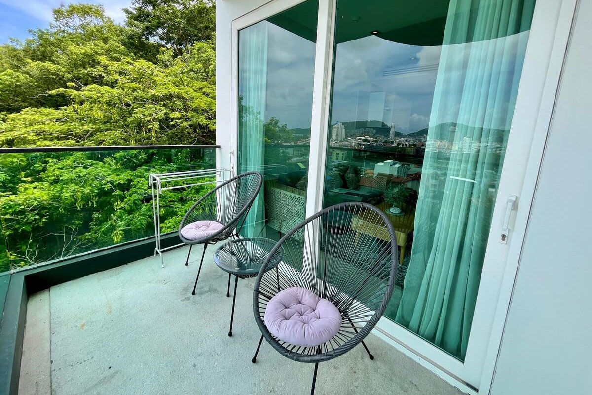 Emerald Terrace SPR322 (2)