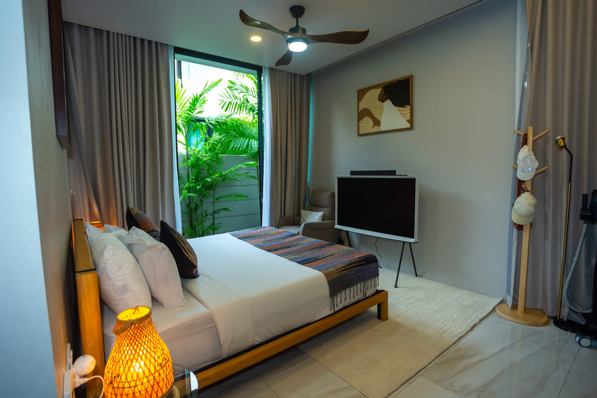 Stunning 4BR Pool Villa for Sale in Phuket – SPRS302