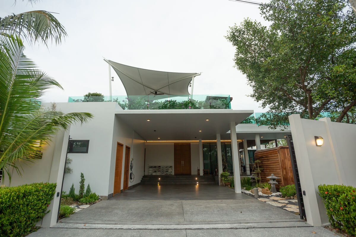 Stunning 4BR Pool Villa for Sale in Phuket – SPRS302
