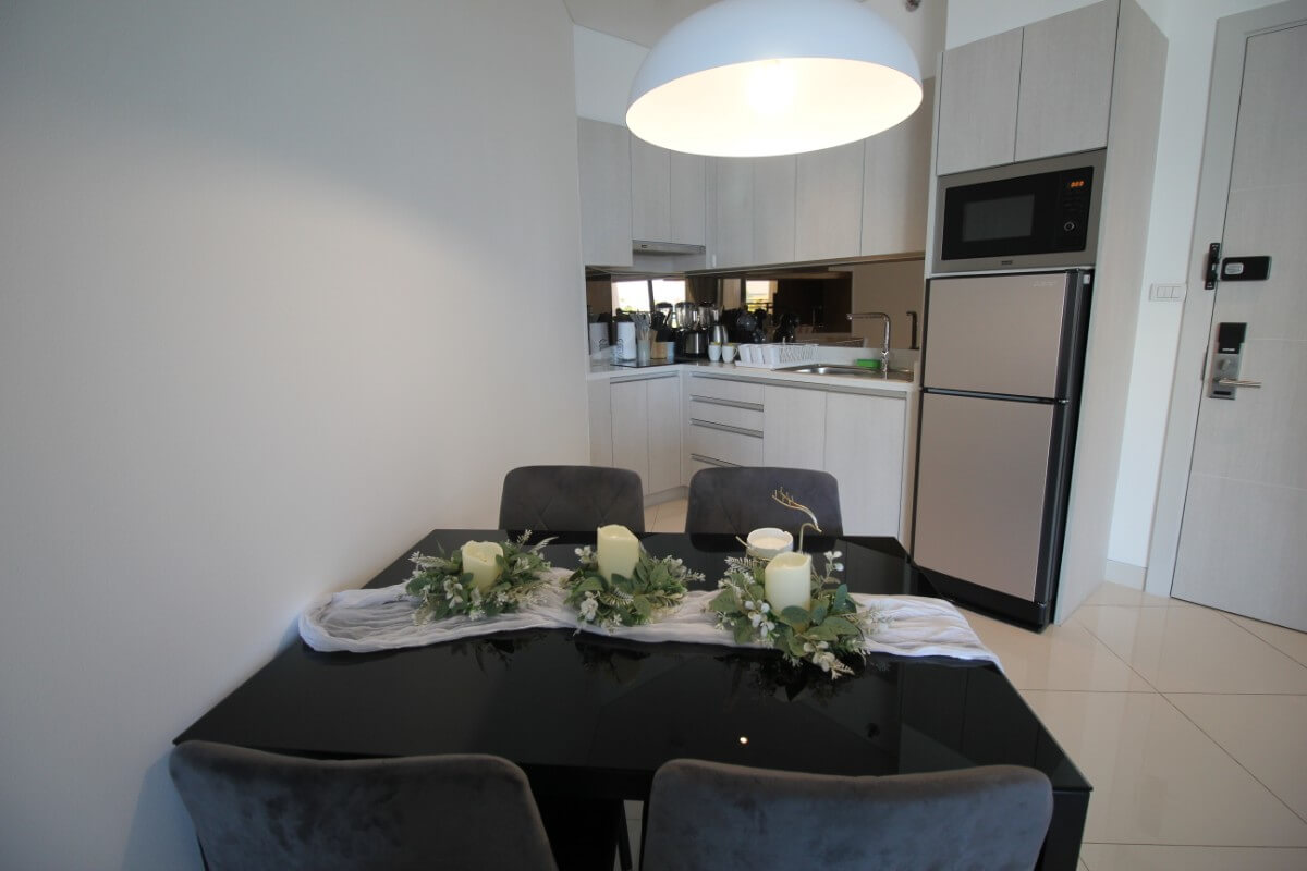 Laguna 1BR Lake View Getaway – SPR333