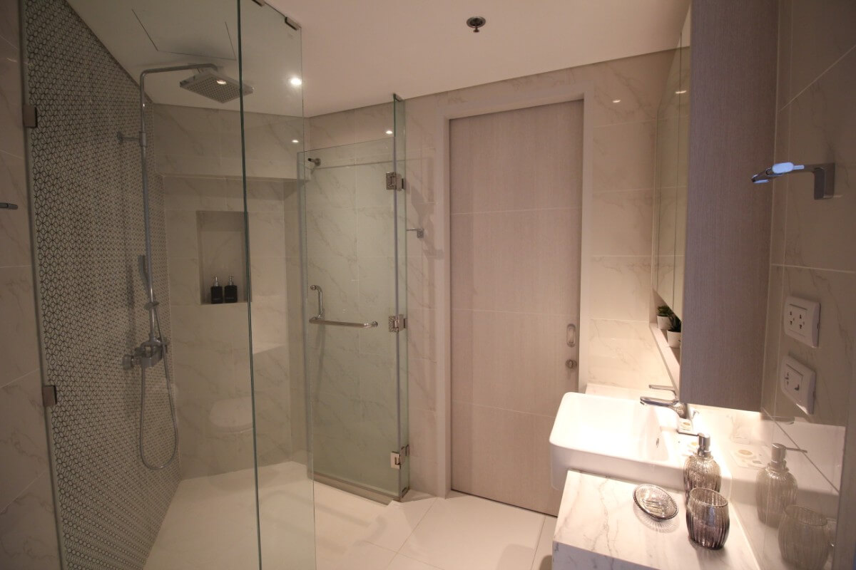 Laguna 1BR Lake View Getaway – SPR333