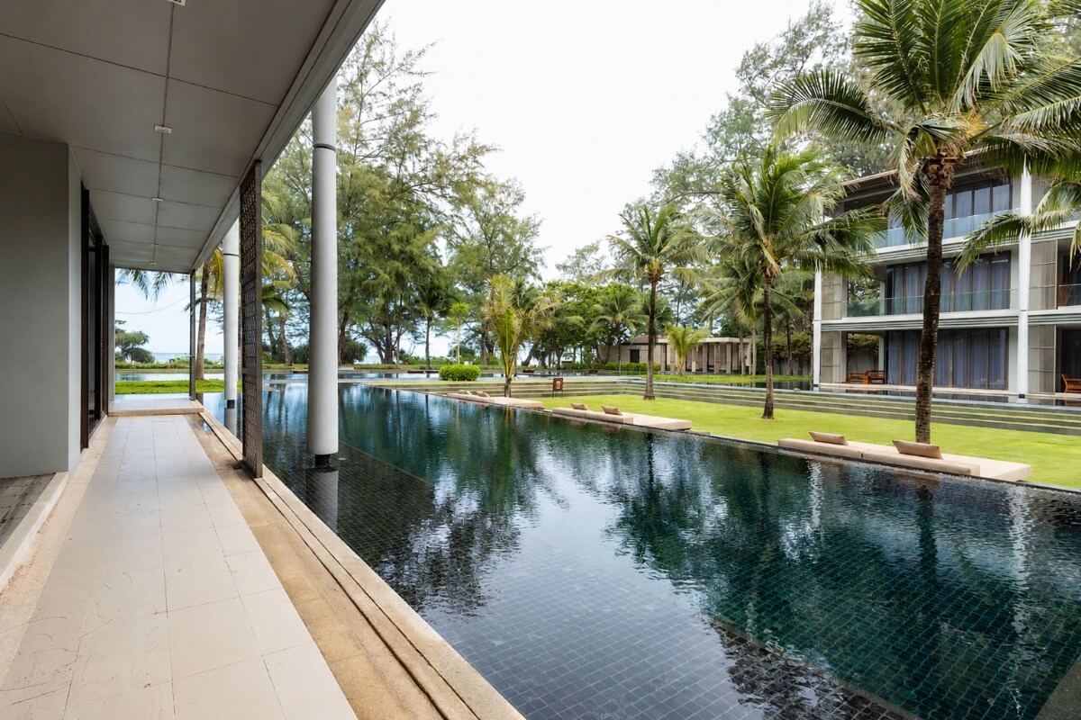 Luxury Beachfront Condo for Sale – SPRS303