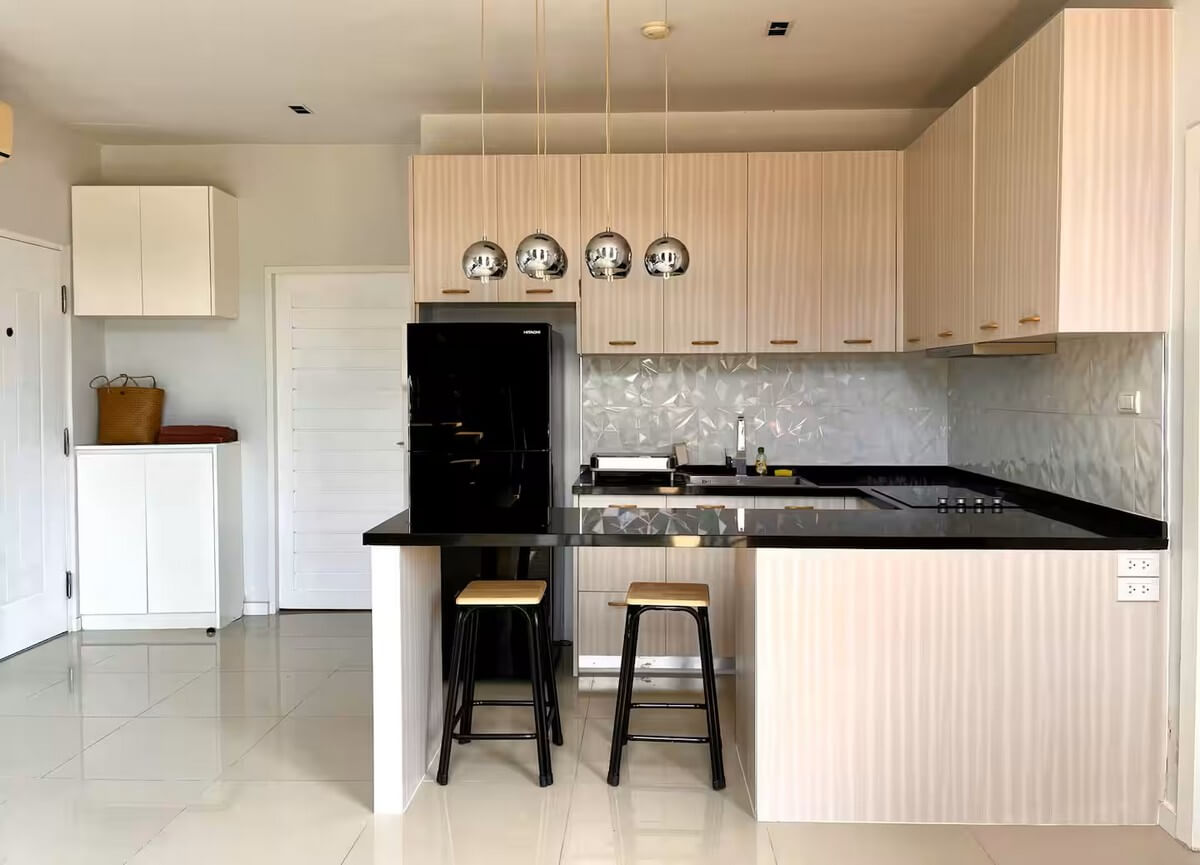 Stylish Duplex with Mountain View- SPRS305