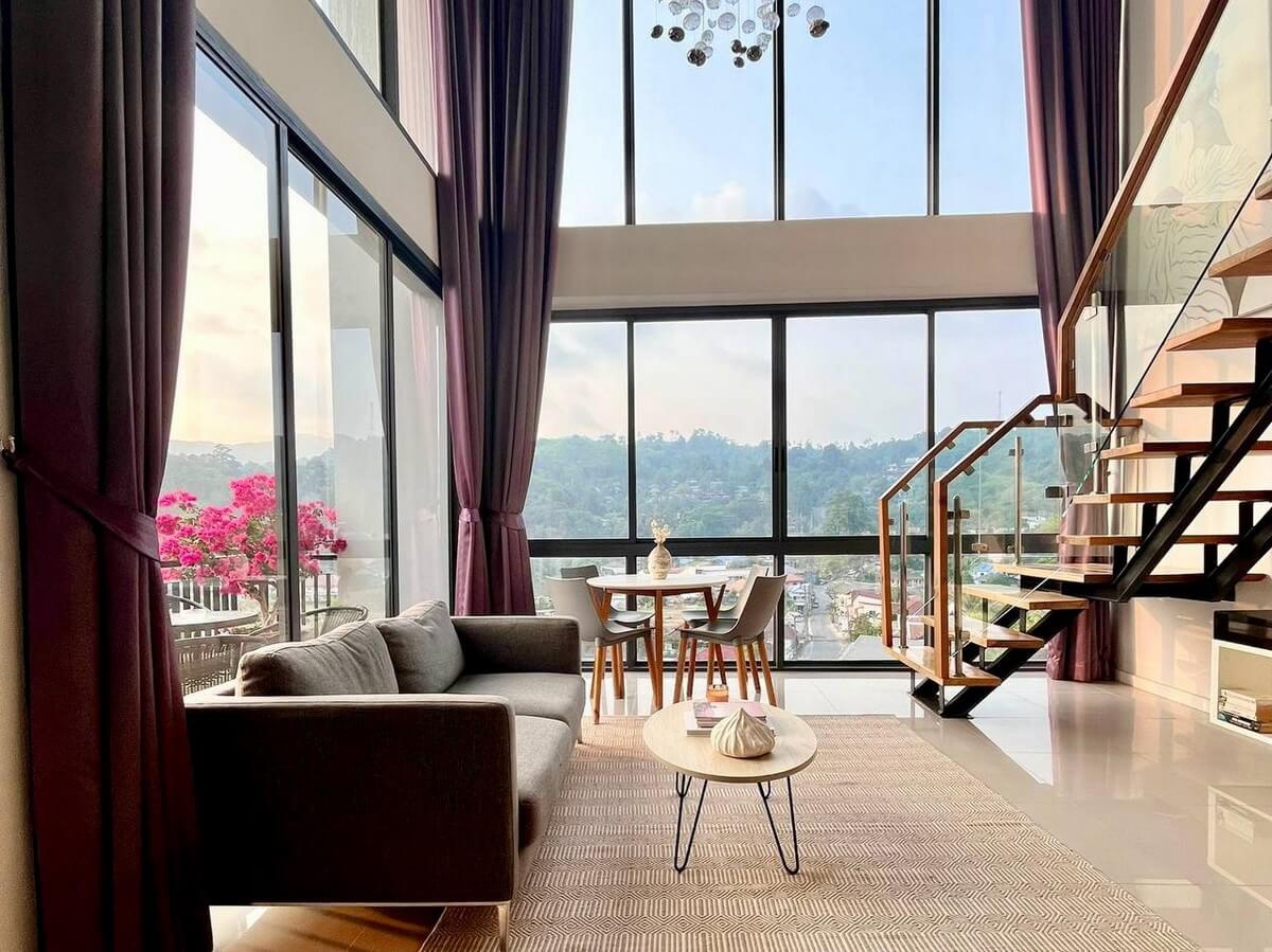 Stylish Duplex with Mountain View- SPRS305