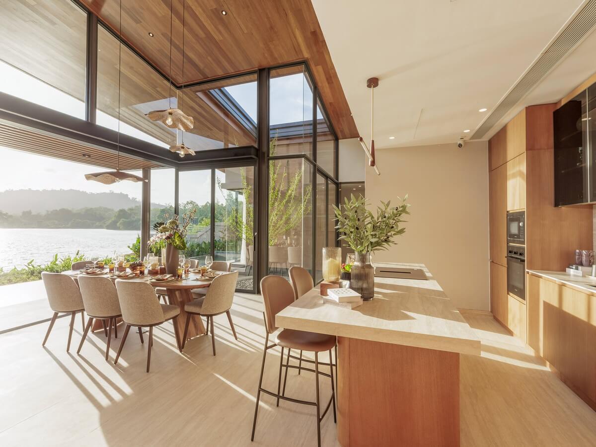 Luxury Lakeside Private Pool Villas for Sale – SPD276