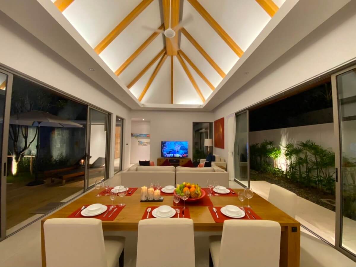 Luxury 4-Bedroom Pool Villa for Rent – SPR335