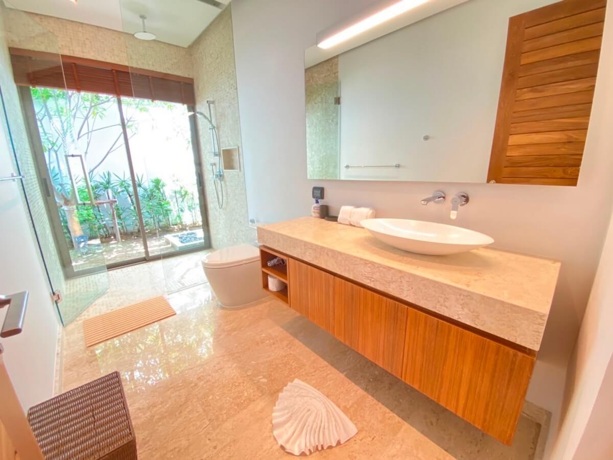 Luxury 4-Bedroom Pool Villa for Rent – SPR335