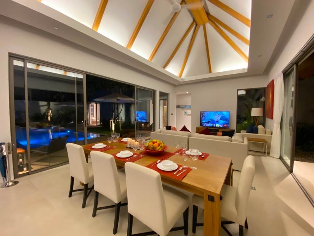 Luxury 4-Bedroom Pool Villa for Rent – SPR335