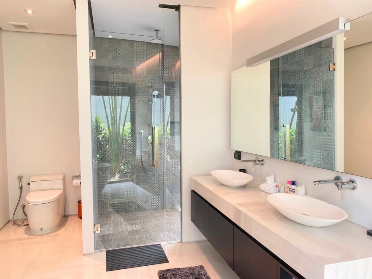 Luxury 4-Bedroom Pool Villa for Rent – SPR335