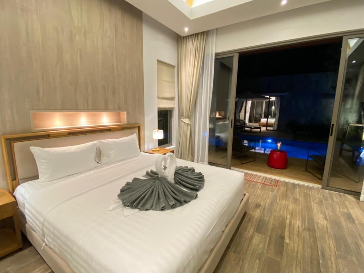 Luxury 4-Bedroom Pool Villa for Rent – SPR335