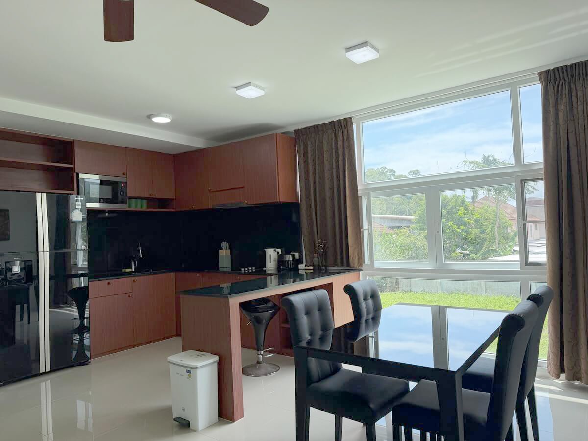 Lake View 3BR Pool Townhouse – SPR336