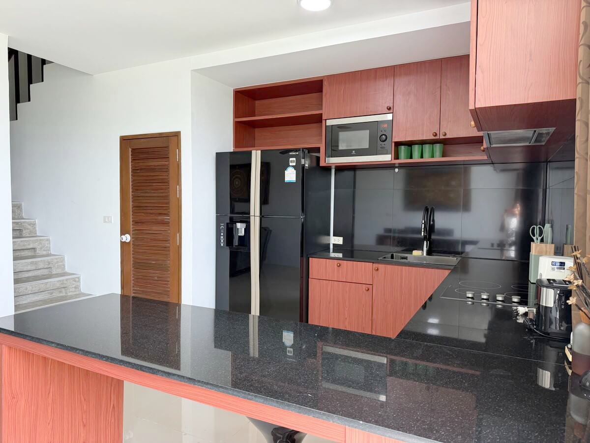 Lake View 3BR Pool Townhouse – SPR336