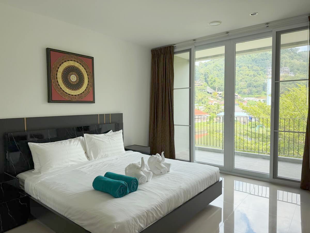 Lake View 3BR Pool Townhouse – SPR336